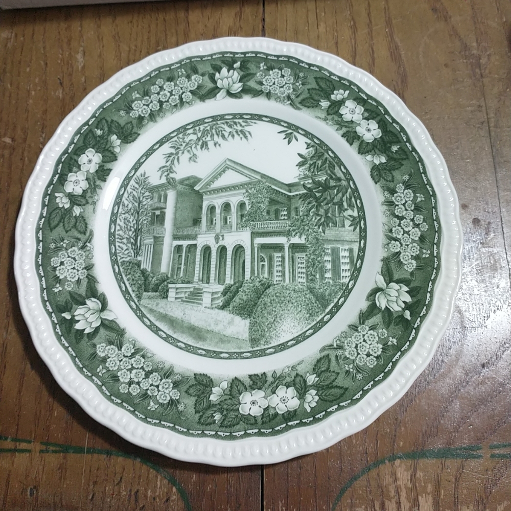 Lenox Plate Sweet Briar House Sweet Briar College Green & Cream Display Plate